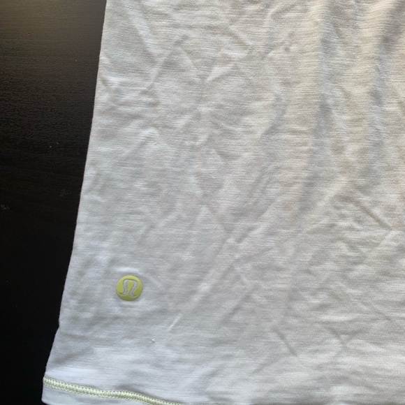 Lululemon Athletica Light Yellow Racerback Athletic Lightweight Tank Top size S - Picture 5 of 9